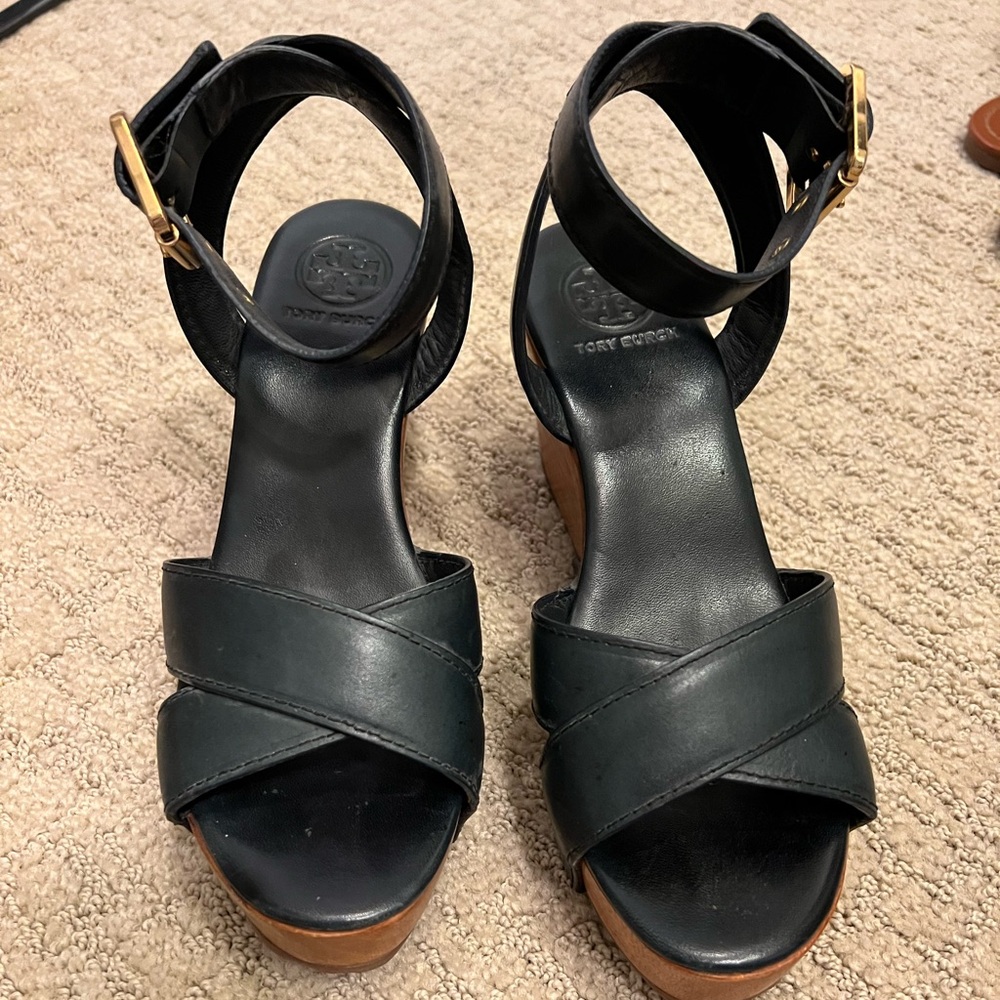 Tory Burch Almita Navy Blue Leather Wedge Heels Sandals Shoes Size 7.5